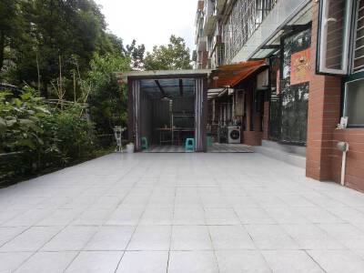 辰兴优山美郡，4室2厅2卫，150.00㎡，简装，售价110万