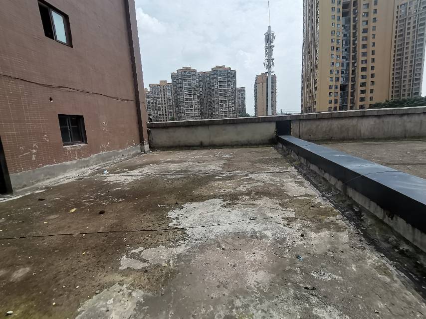 绵阳典汇国际，4室2厅2卫，110㎡，售价86万 绵阳二手房