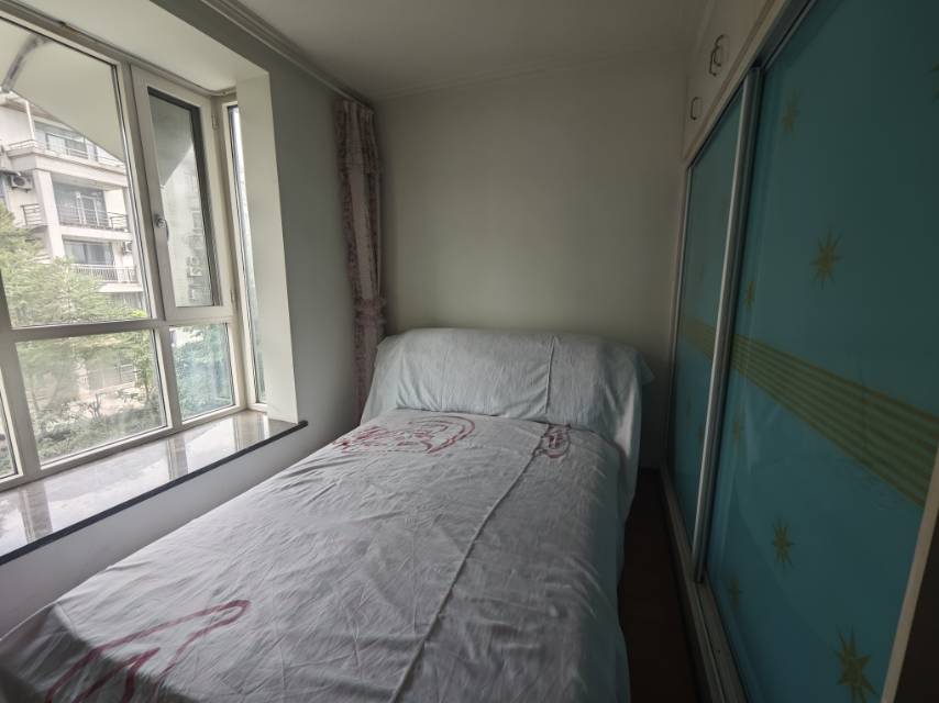 绵阳倍特景苑A区，4室2厅2卫，162㎡，售价106万 绵阳二手房