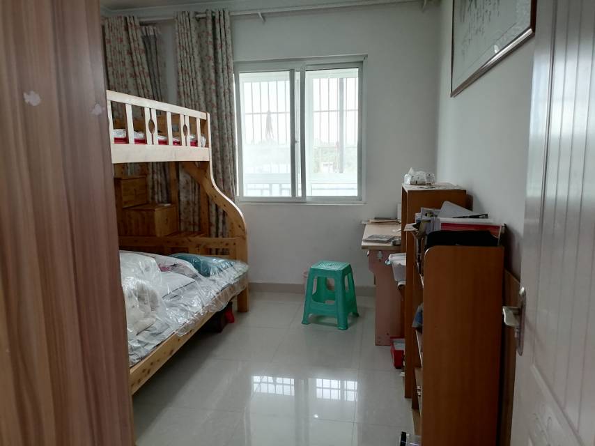 绵阳钧一嘉园，3室2厅2卫，116㎡，售价48万 绵阳二手房