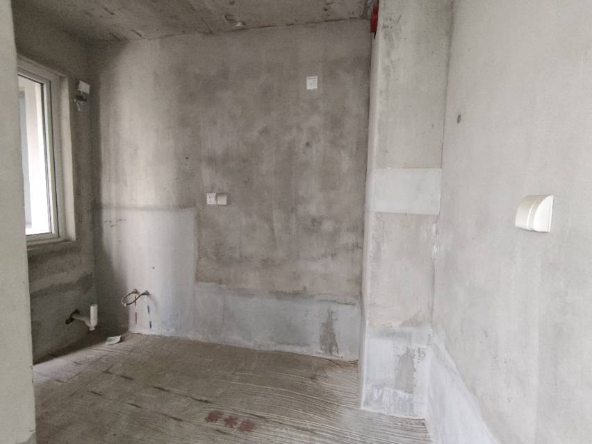 绵阳三汇四季公园，3室2厅2卫，95㎡，毛坯，售价85万 绵阳二手房