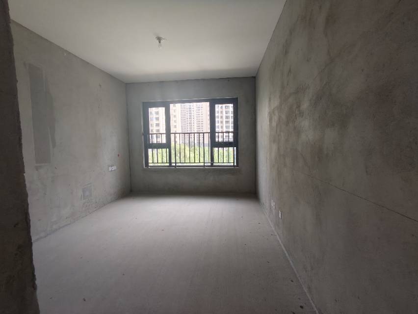 绵阳三汇四季公园，3室2厅2卫，95㎡，毛坯，售价85万 绵阳二手房