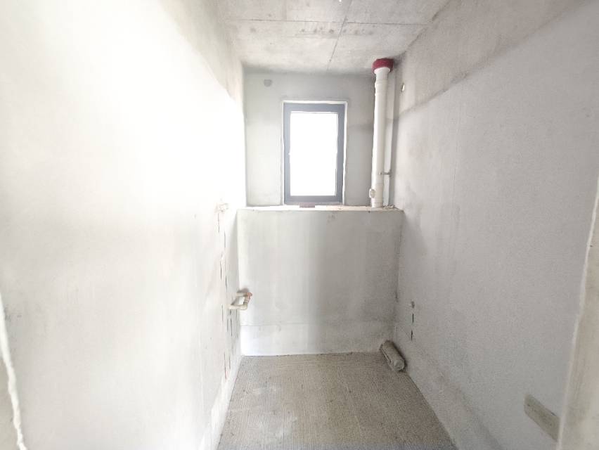 绵阳三汇四季公园，3室2厅2卫，95㎡，毛坯，售价85万 绵阳二手房