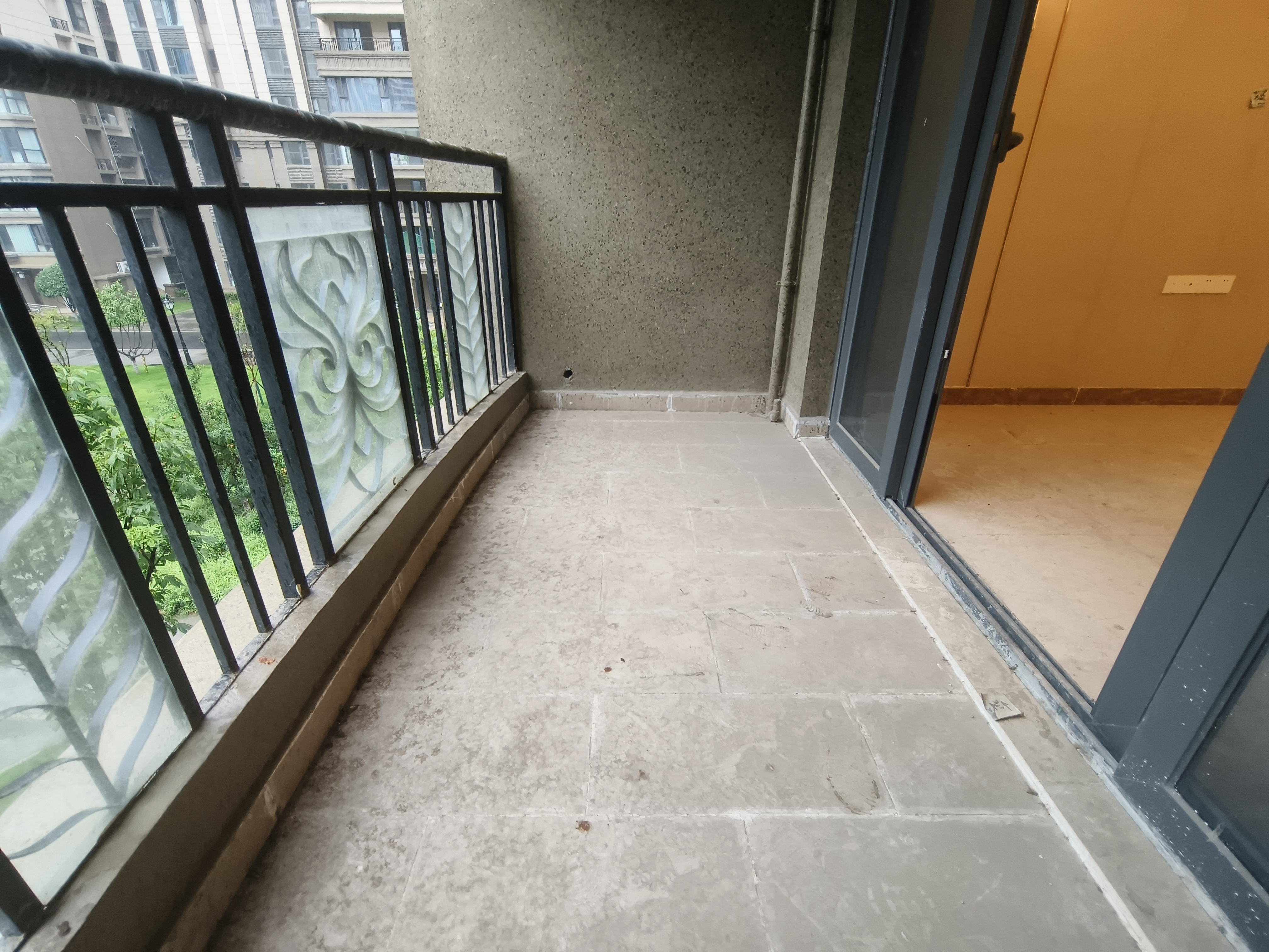 绵阳恒大翡翠湾，3室2厅1卫，91.58㎡，售价73万 绵阳二手房
