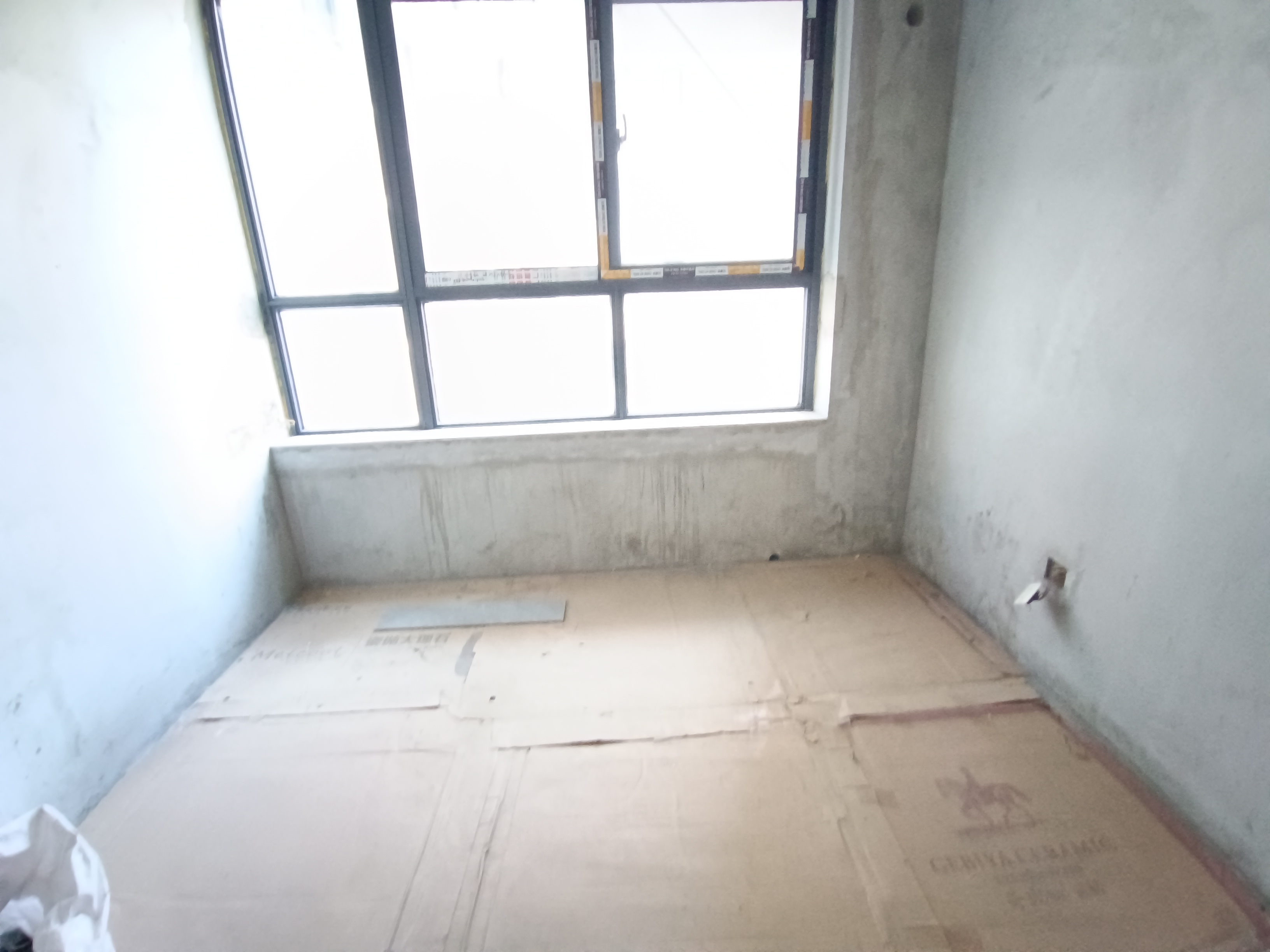绵阳三汇四季公园，3室2厅2卫，98㎡，毛坯，售价81万 绵阳二手房