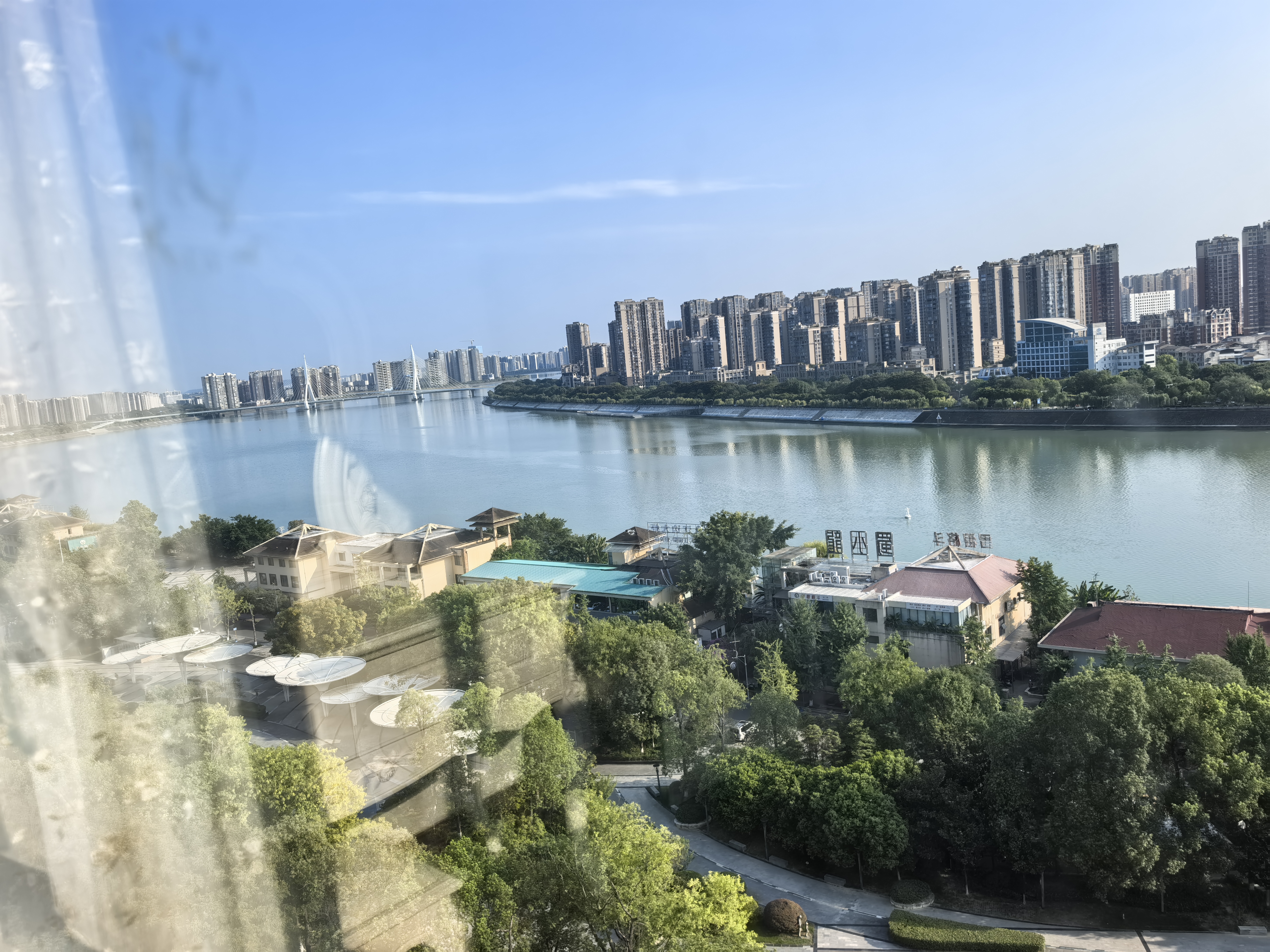绵阳富临桃花岛，3室2厅2卫，136㎡，售价89.9万 绵阳二手房