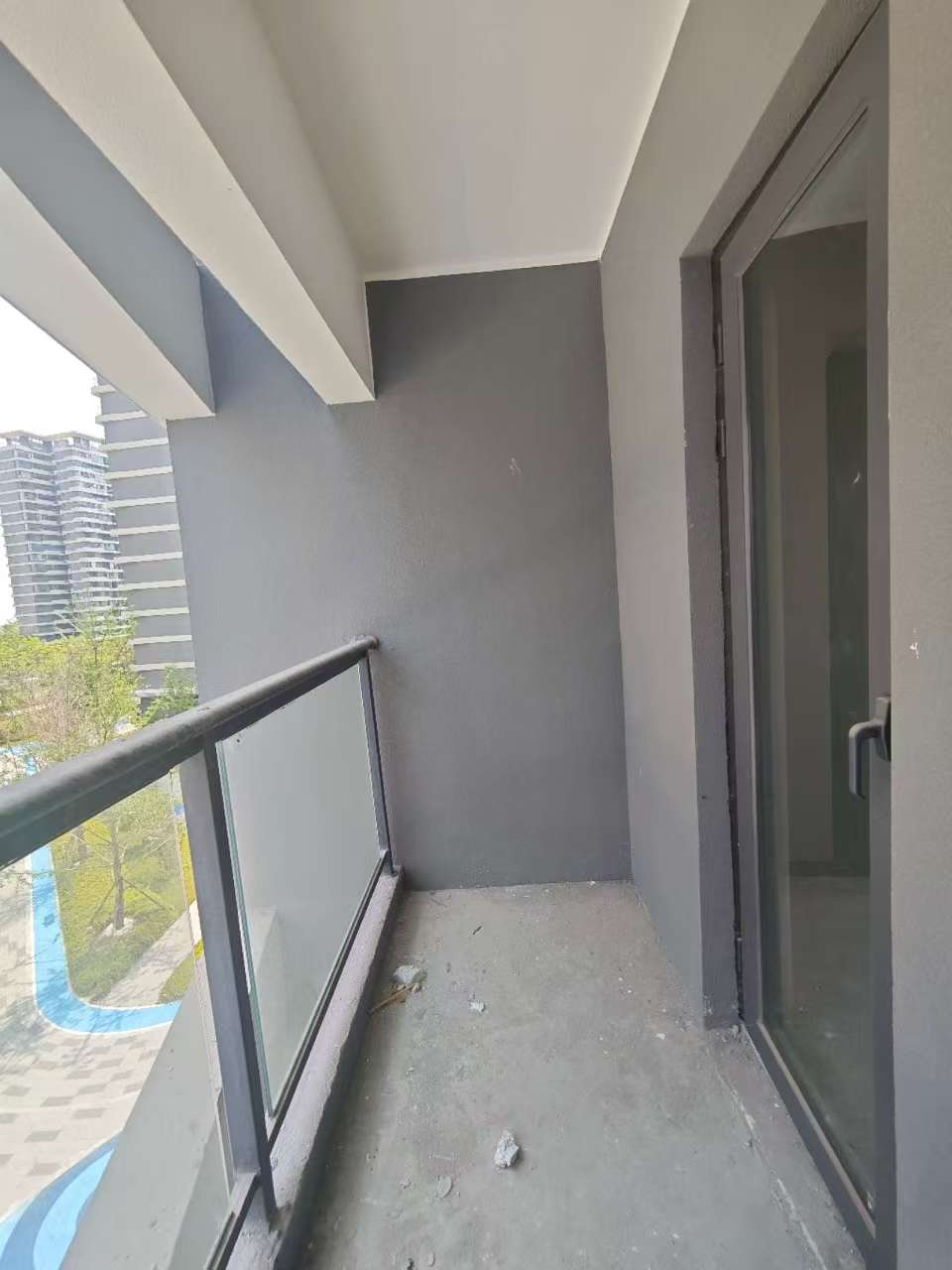 绵阳远大蔚蓝海岸二期，4室2厅2卫，181㎡，售价138万 绵阳二手房