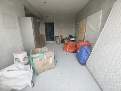 三汇四季公园，3室2厅2卫，81.01㎡，毛坯，售价63万
