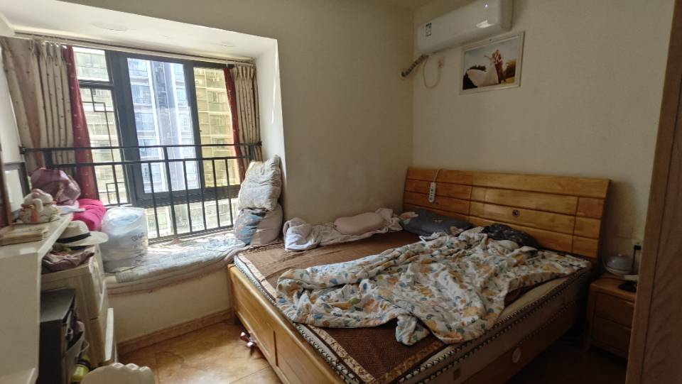 绵阳中华坊，2室2厅1卫，79㎡，普装，售价59.8万 绵阳二手房