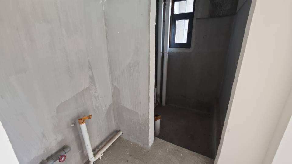 绵阳嘉唯华庭，3室2厅1卫，92.00㎡，毛坯，售价65.00万 绵阳二手房