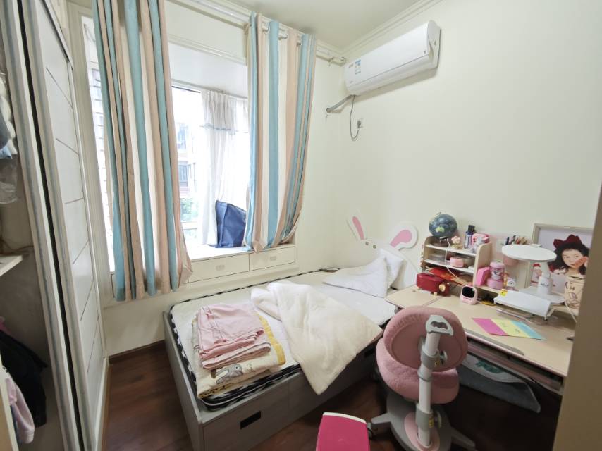 绵阳喜来公社，2室2厅1卫，83㎡，精装，售价70万 绵阳二手房