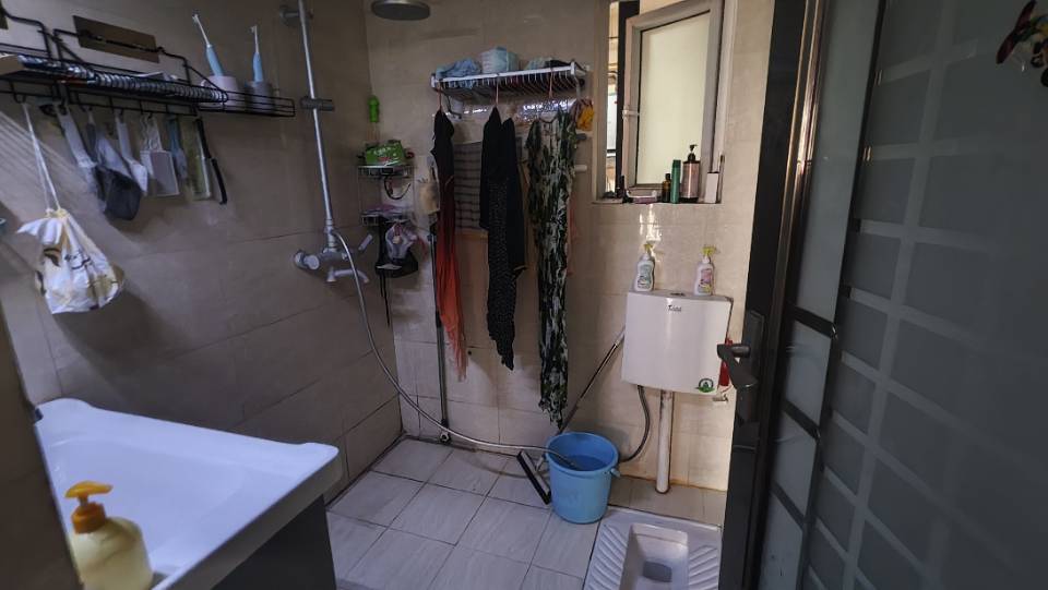 绵阳华润中央公园，2室2厅1卫，76㎡，简装，售价81万 绵阳二手房
