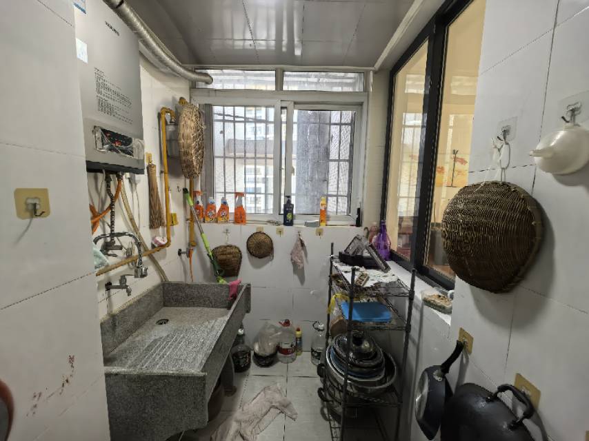 绵阳嘉来涪滨印象，4室2厅2卫，158㎡，售价105万 绵阳二手房