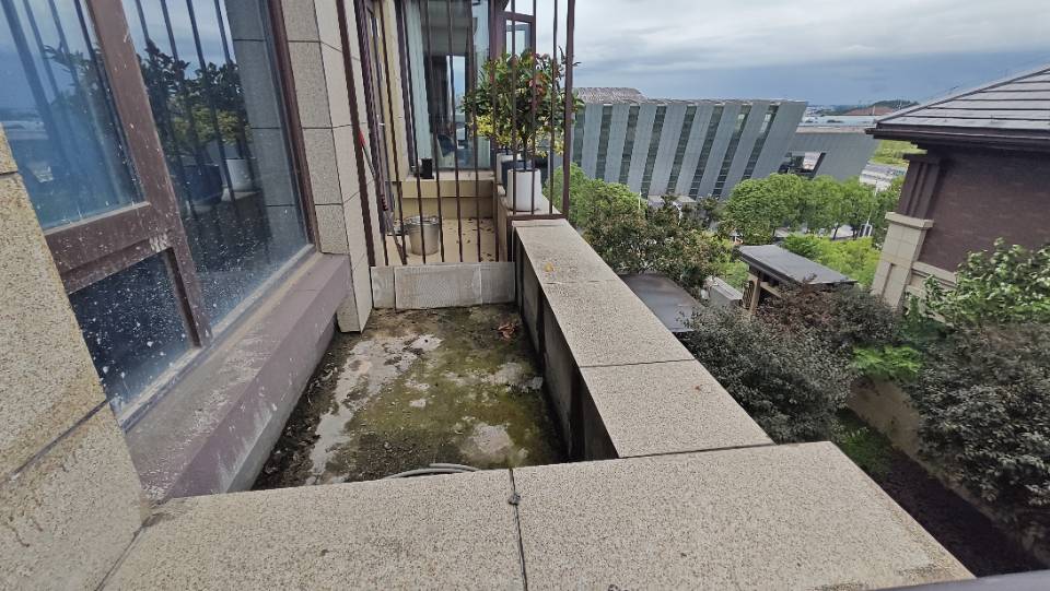 绵阳溪涪和院，3室2厅2卫，132.6㎡，毛坯，售价118万 绵阳二手房
