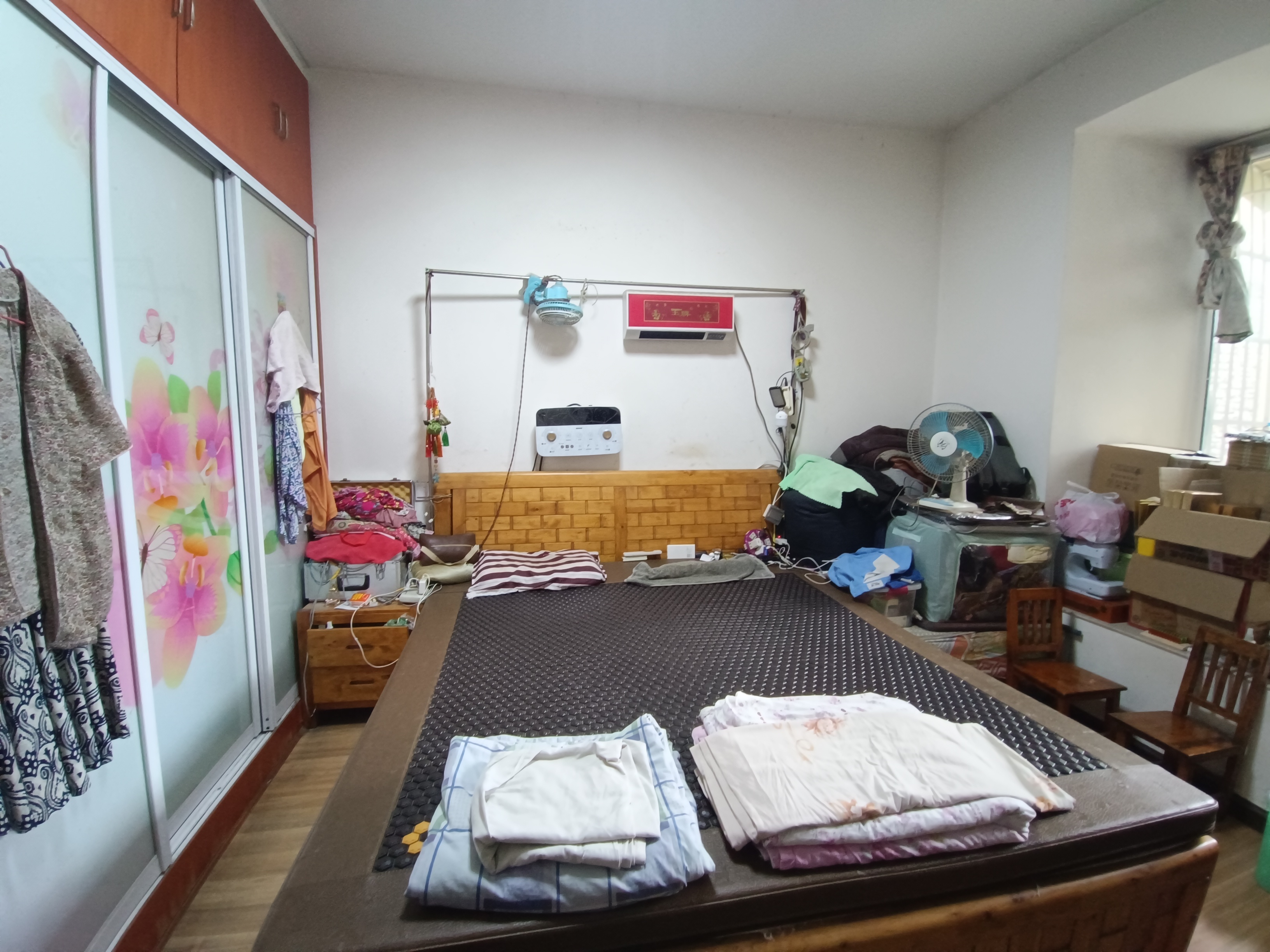 绵阳时代名城一二期，3室2厅2卫，110㎡，售价48万 绵阳二手房