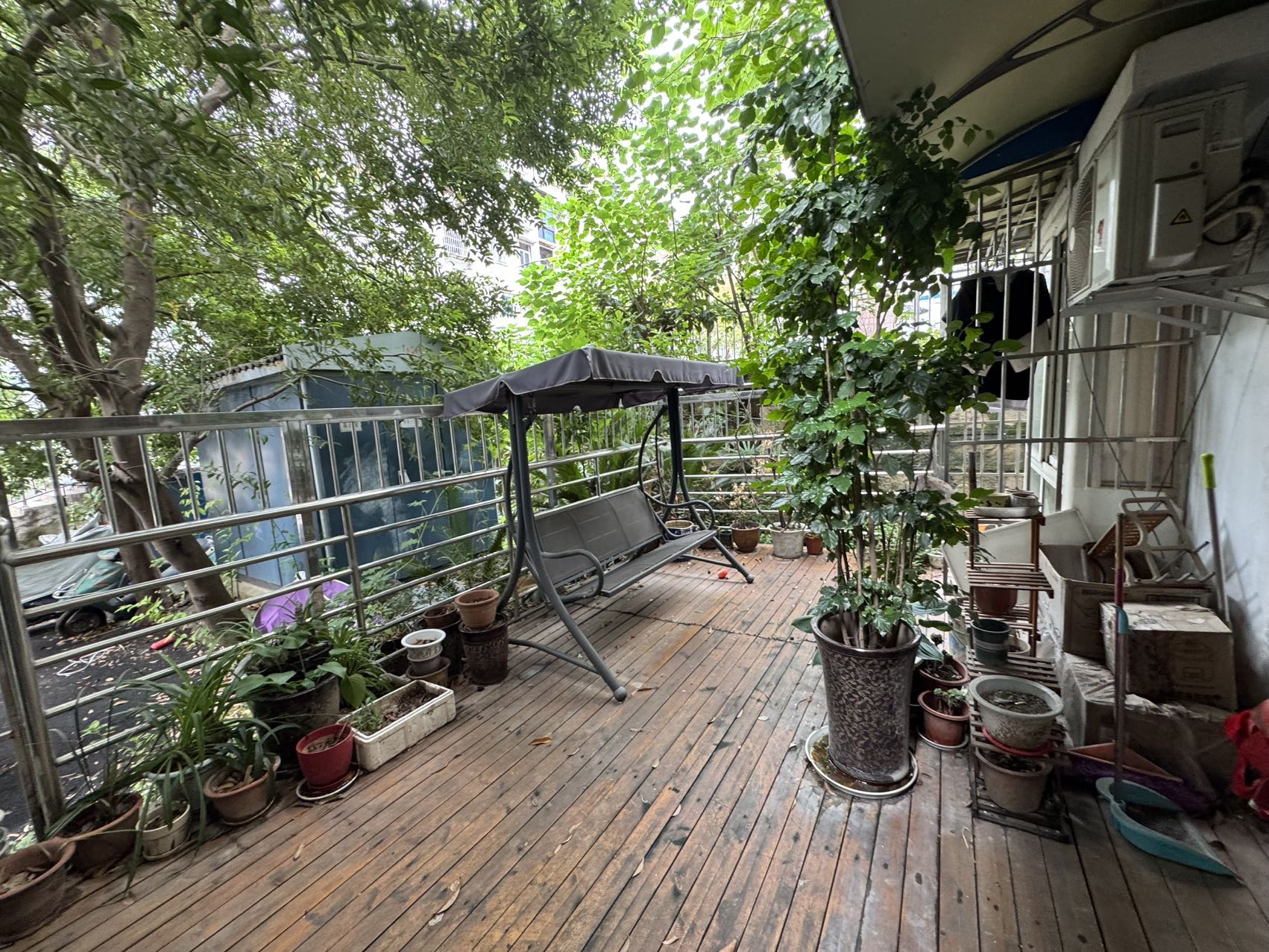 绵阳精装修两房带花园总价：4X.X万拎包入住看房方便 绵阳二手房