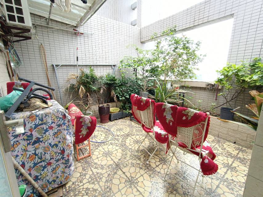 绵阳壹号大院，4室2厅2卫，147㎡，售价99万 绵阳二手房