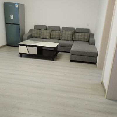百货家属院，2室2厅1卫，70㎡，售价35.8万