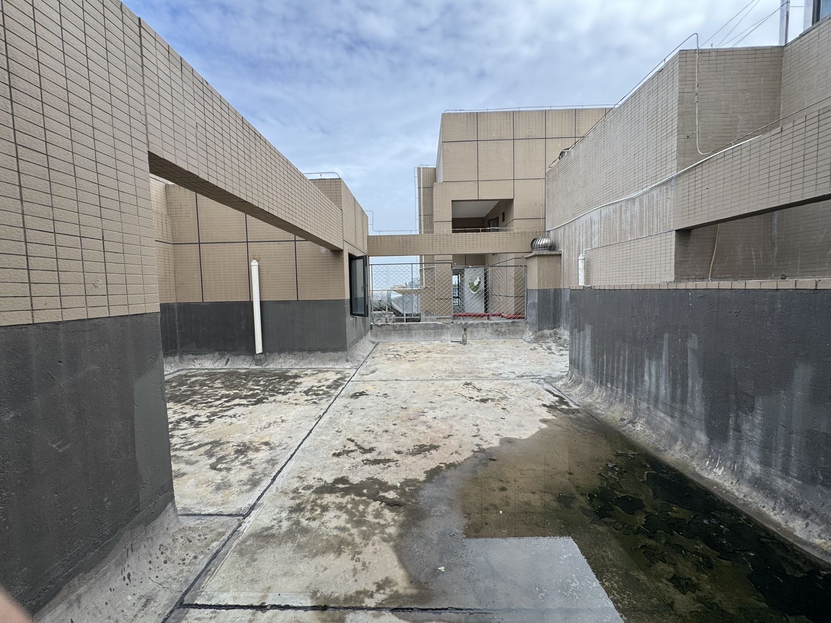 绵阳使用面积260+平米｜空中三连跃｜俯瞰市中心 绵阳二手房