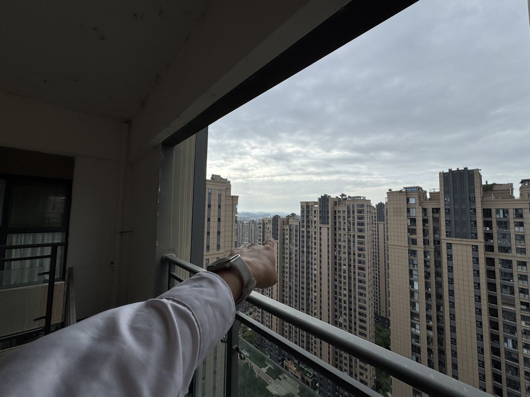 绵阳使用面积260+平米｜空中三连跃｜俯瞰市中心 绵阳二手房