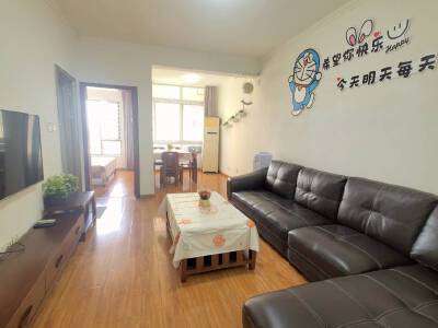富临大都会二期，2室1厅1卫，89㎡，精装，租金1800元/月