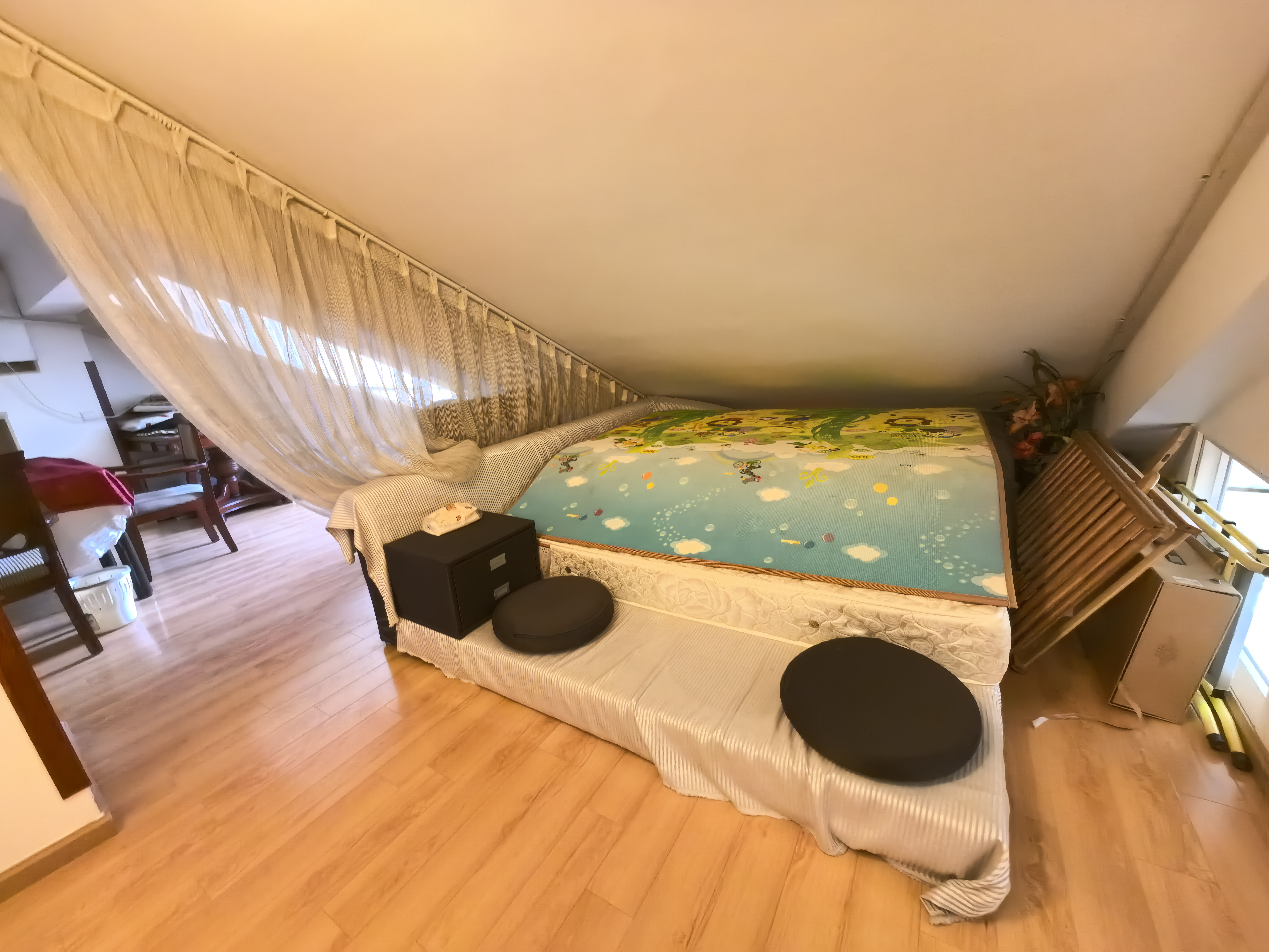绵阳鸿越瑞櫊，3室2厅2卫，129㎡，售价65万 绵阳二手房